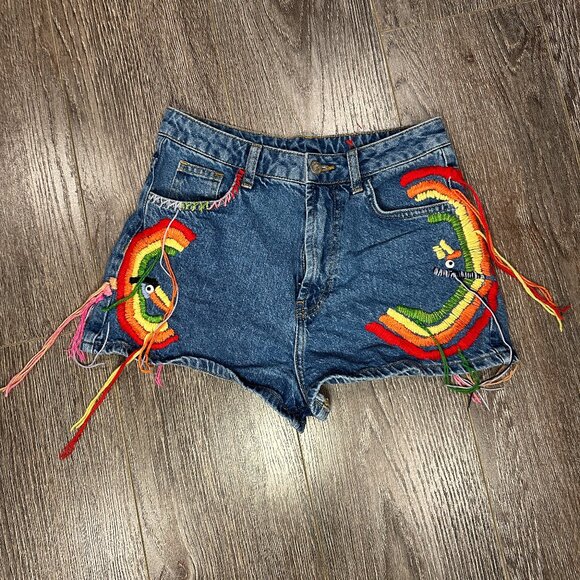FARM Rio Pants - Farm Rio Women’s Embroidered Denim Shorts – Size Small